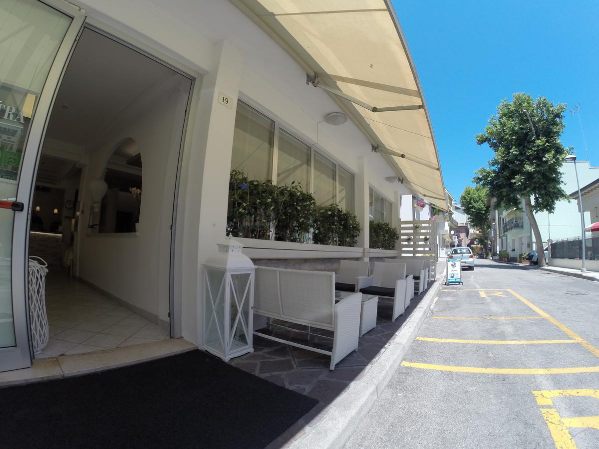 Astra Hotel